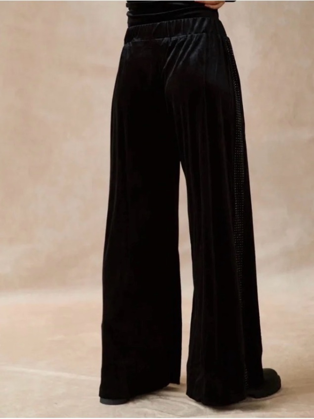 JS Millenium Velvet Pants - Picture 5 of 5